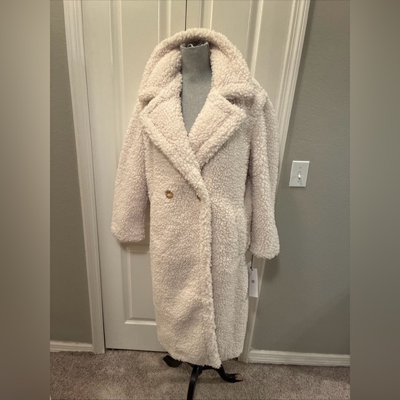 Ugg ladies Gertrude long Teddy coat size medium - Picture 1 of 8
